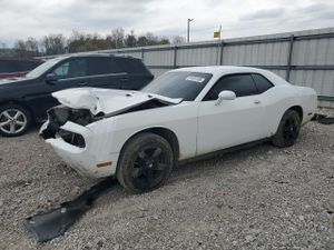 Dodge Challenger SE 3.5L 6 2010