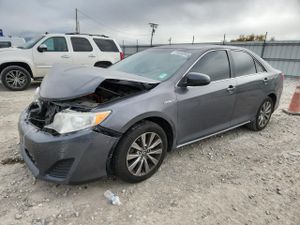Toyota Camry HYBRID 2.5L 4 2013