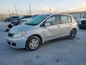 Nissan Versa S 1.8L 4 2012
