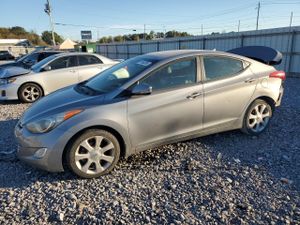 Hyundai Elantra GLS 1.8L 4 2013