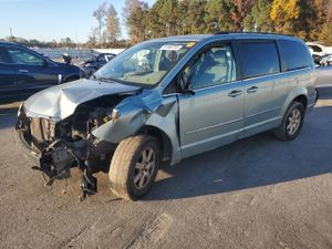 Chrysler Town & Country TOURING 3.8L 6 2010