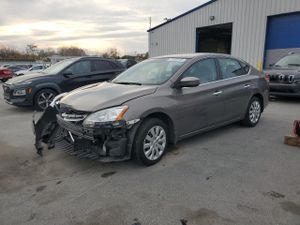Nissan Sentra S 1.8L 4 2015