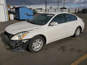 Nissan Altima BASE 2.5L 4 2011