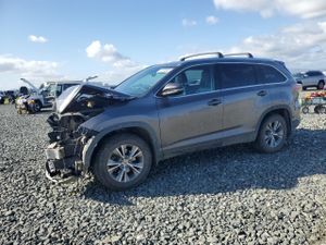 Toyota Highlander XLE 3.5L 6 2014