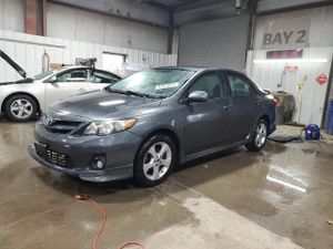 Toyota Corolla BASE 1.8L 4 2011