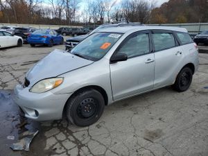 Toyota Corolla BASE 1.8L 4 2005