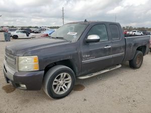 Chevrolet Silverado 1500 C1500 LT 5.3L 8 2011