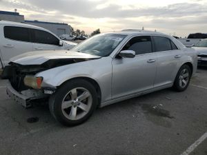 Chrysler 300 LIMITED 3.6L 6 2012