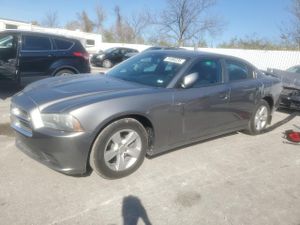 Dodge Challenger SE 3.6L 6 2012