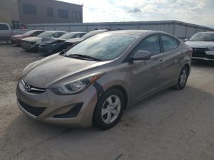 Hyundai Elantra SE 1.8L 4 2015