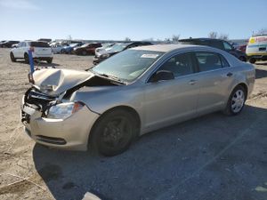 Chevrolet Malibu LS 2.4L 4 2010