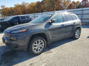 Jeep Cherokee LATITUDE 2.4L 4 2015
