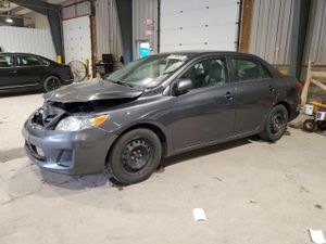 Toyota Corolla BASE 1.8L 4 2013