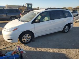 Toyota Sienna CE 3.5L 6 2008