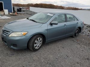 Toyota Camry BASE 2.5L 4 2010
