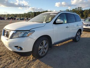 Nissan Pathfinder S 3.5L 6 2013