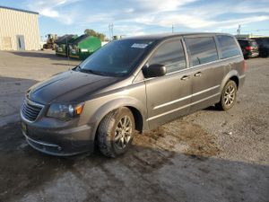 Chrysler Town & Country S 3.6L 6 2015