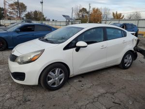 Kia Rio LX 1.6L 4 2013