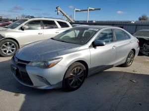 Toyota Camry LE 2.5L 4 2015