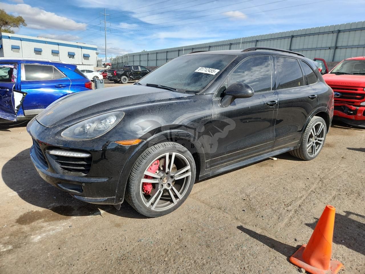 Porsche Cayenne TURBO 4.8L 8 2012