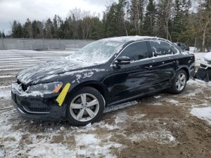 Volkswagen Passat SE 1.8L 4 2015