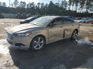 Ford Fusion SE 2.5L 4 2015
