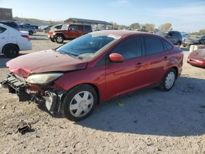 Ford Focus SE 2.0L 4 2012