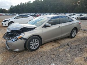 Toyota Camry LE 2.5L 4 2015