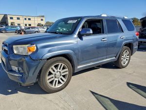 Toyota 4Runner SR5 4.0L 6 2011