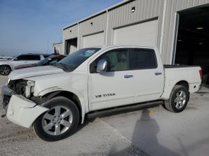 Nissan Titan XE 5.6L 8 2010