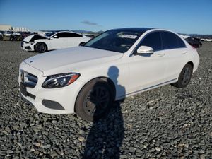 Mercedes-Benz C 300 4MATIC 2.0L 4 2015