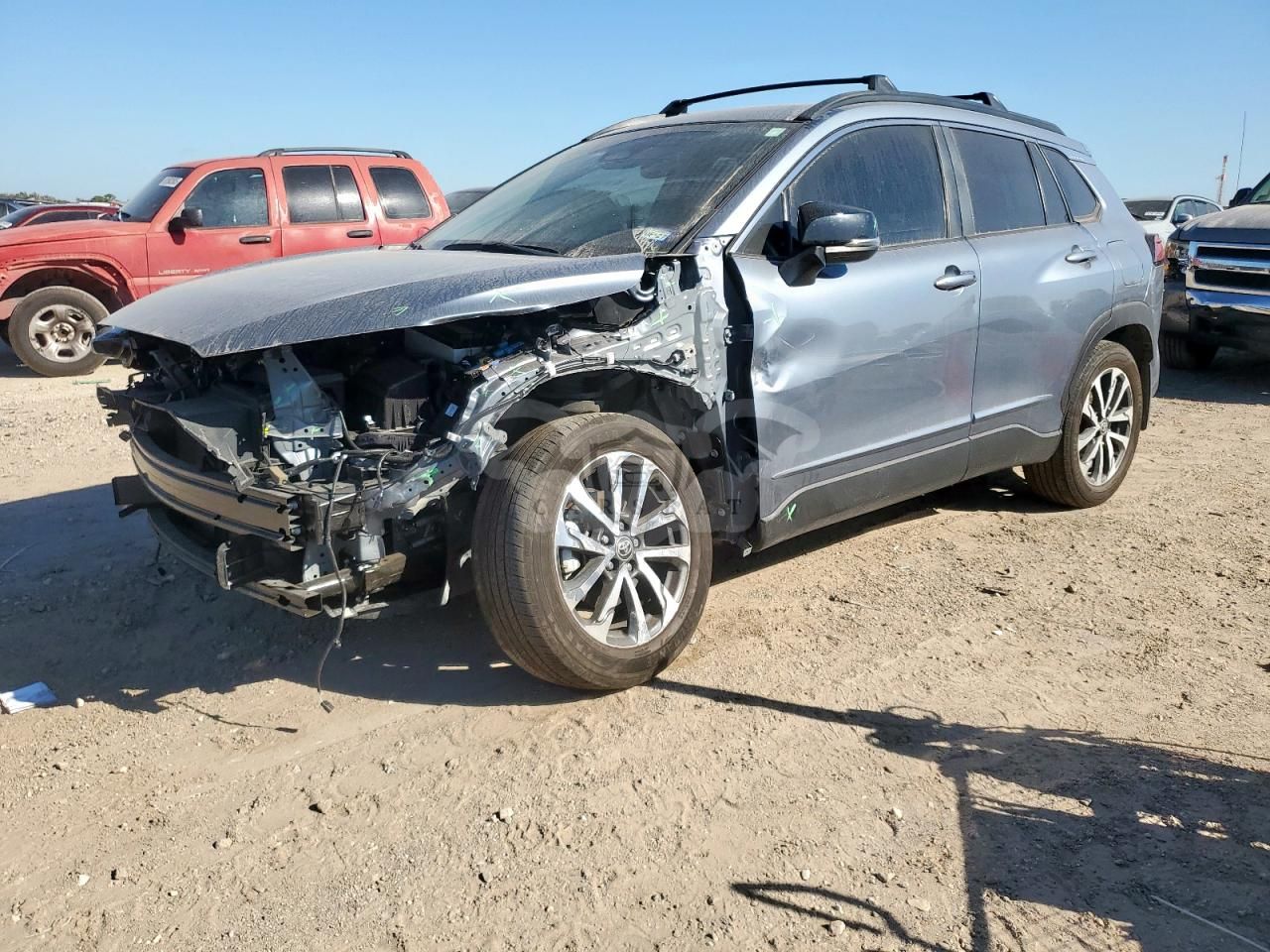 Toyota Corolla Cross XLE 2.0L 4 2025