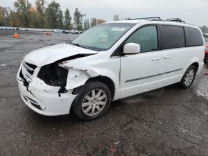 Chrysler Town & Country TOURING 3.6L 6 2014