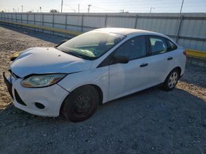 Ford Focus S 2.0L 4 2014