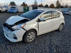 Toyota Prius 1.5L 4 2014