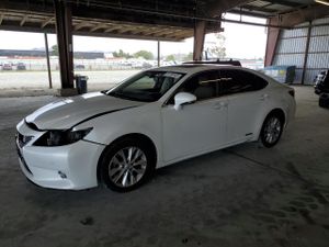 Lexus ES 300H 2.5L 4 2015