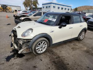 Mini Cooper S 2.0L 4 2015