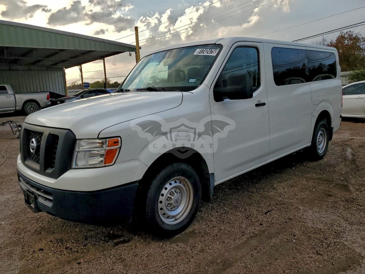 Nissan NV series 3500 S 4.0L 6 2016