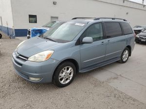 Toyota Sienna XLE 3.3L 6 2005