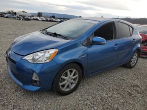 Toyota Prius 1.5L 4 2013