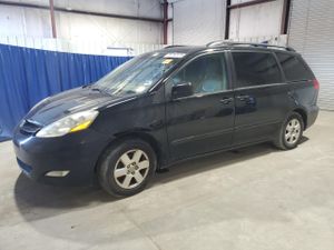 Toyota Sienna XLE 3.5L 6 2009