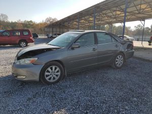 Toyota Camry LE 2.4L 4 2004