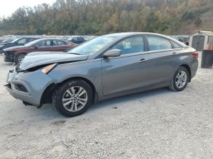 Hyundai Sonata GLS 2.4L 4 2013