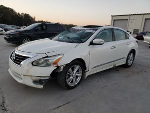 Nissan Altima 2.5 2.5L 4 2015