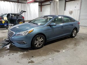 Hyundai Sonata SE 2.4L 4 2015
