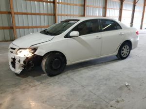 Toyota Corolla BASE 1.8L 4 2011