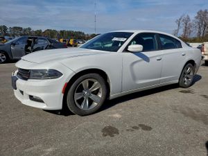 Dodge Challenger SXT 3.6L 6 2015