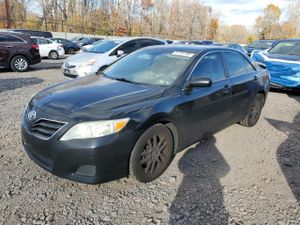 Toyota Camry BASE 2.5L 4 2010
