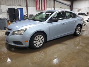 Chevrolet Cruze LS 1.8L 4 2011
