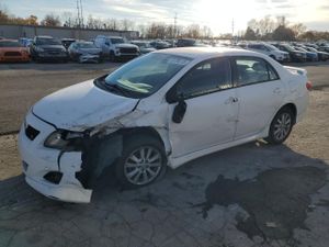 Toyota Corolla BASE 1.8L 4 2010